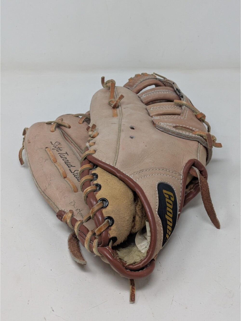 Cooper Black Diamond 650 Leather Baseball Softball Glove 12"